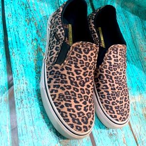 Slip on leopard VANS